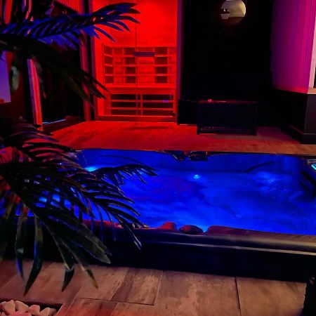 La Suite Grenoble Spa Jacuzzi Et Sauna Privatif Екстер'єр фото
