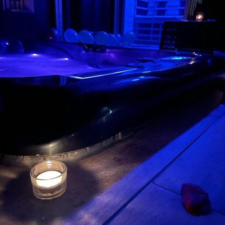 La Suite Grenoble Spa Jacuzzi Et Sauna Privatif Екстер'єр фото