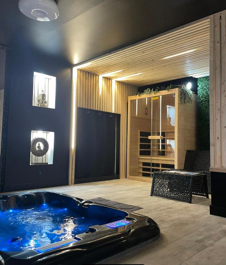 La Suite Grenoble Spa Jacuzzi Et Sauna Privatif Екстер'єр фото
